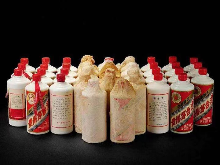 华亭日照岚山回收酒价格哪里回收(附近上门回收茅台酒）?